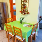 Kitti Apartament *
